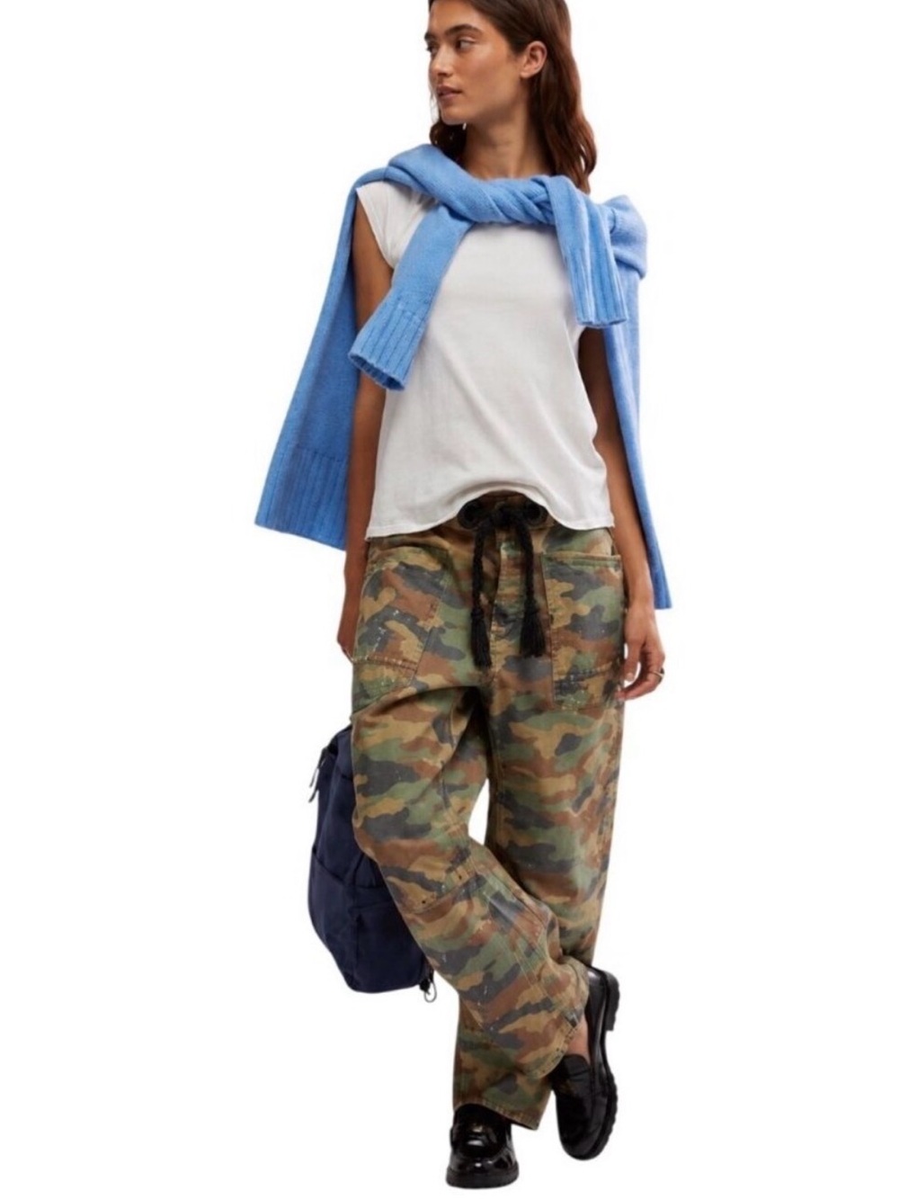 Free people we the free moxie barrel pants in camo size 26